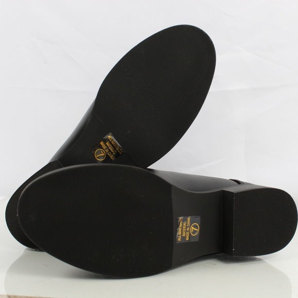 Black faux leather Chelsea Dress Short Boot - Picture 7 of 7